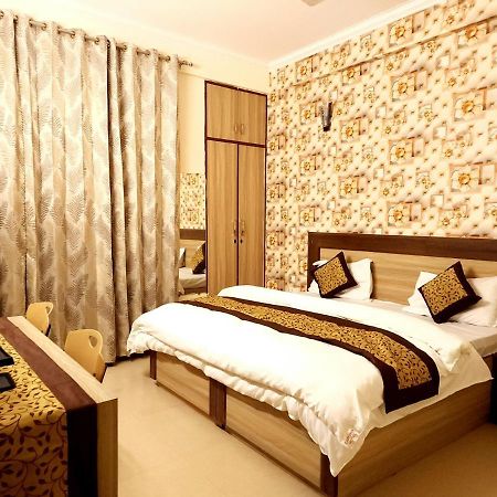 Hotel Sun Haven Greater Noida Esterno foto