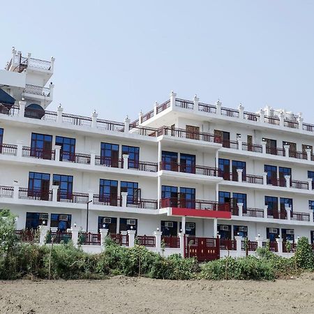 Hotel Sun Haven Greater Noida Esterno foto